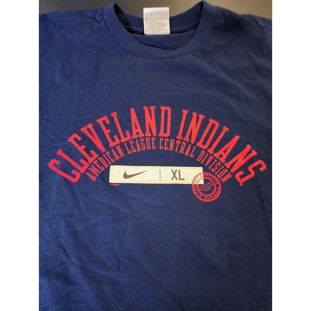 Nike Team Cleveland Indians/Guardians‎ ALCD Mens Size XL Navy Blue MLB T-Shirt